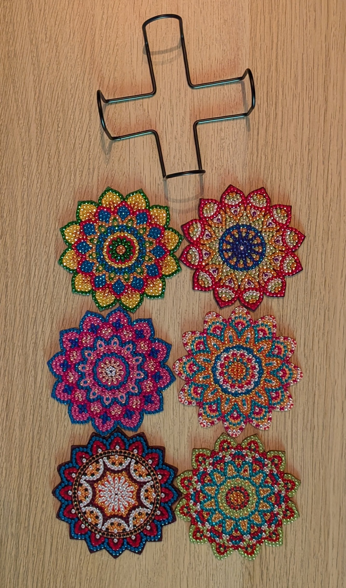 Sottobicchieri realizzati con diamond painting