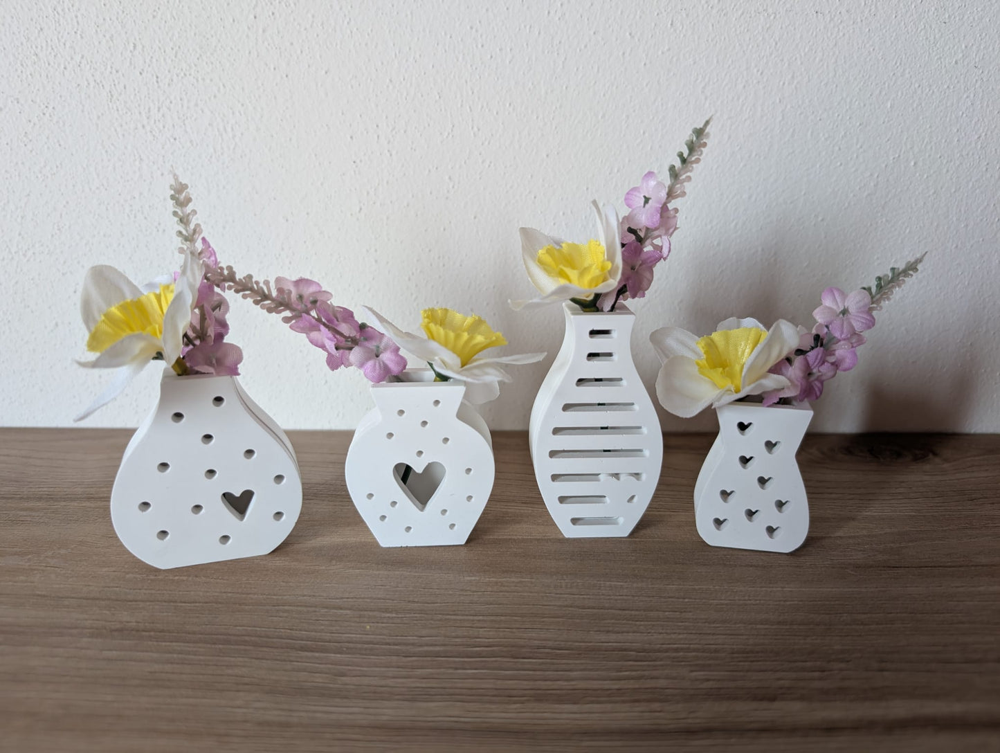 Set 4 mini vasi decorativi in gesso